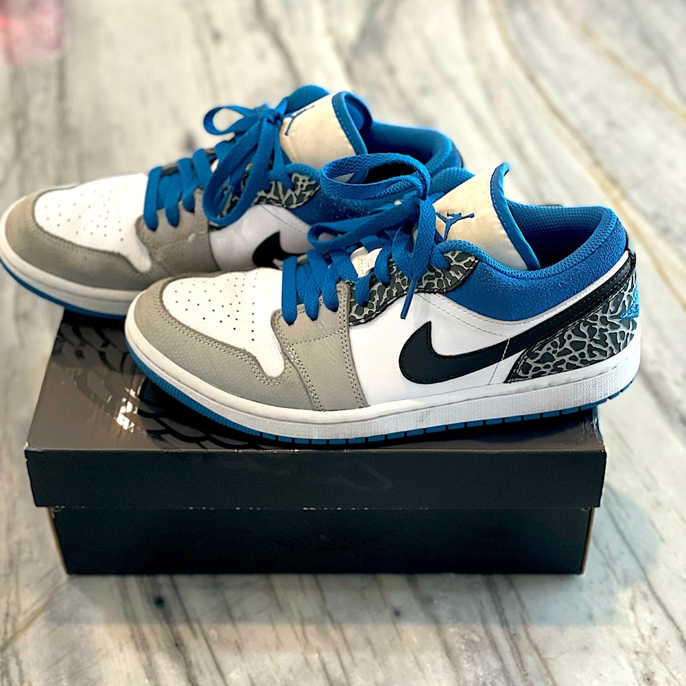 Air Jordan 1 Low SE White/DK Marina Blue-Black - Men’s Size 8